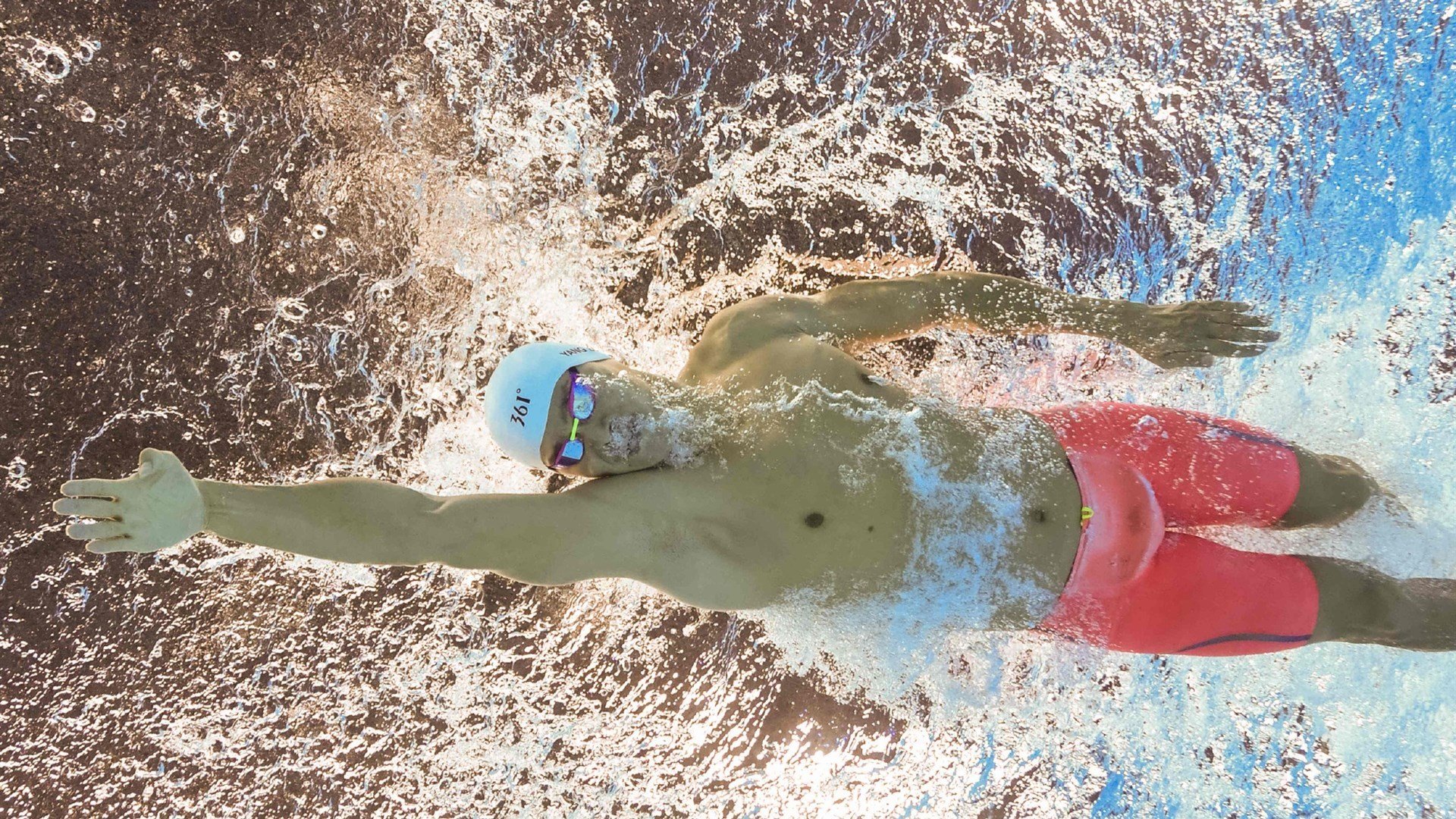 姆巴佩续约巴黎圣日耳曼至2026年，姆巴佩在巴黎几号